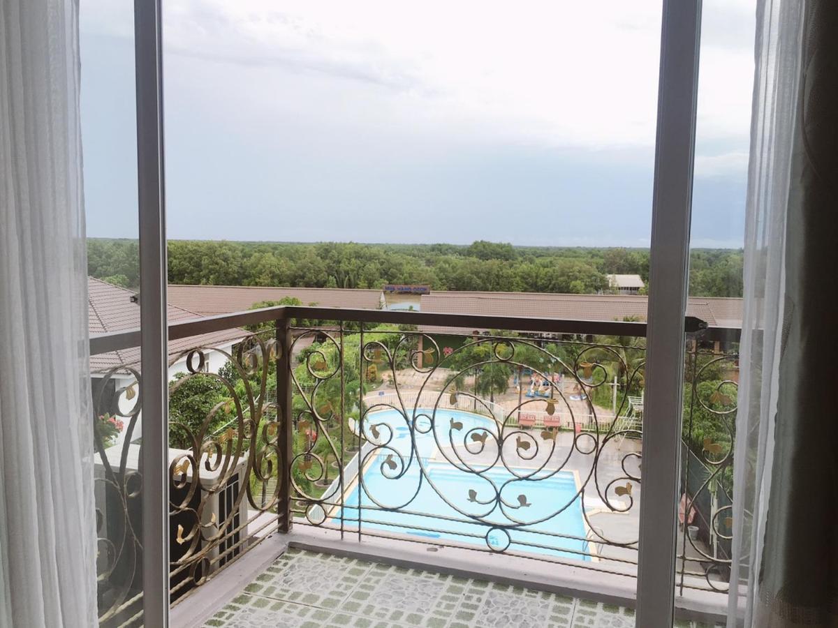 Ozon Hotel Nam Can Bagian luar foto