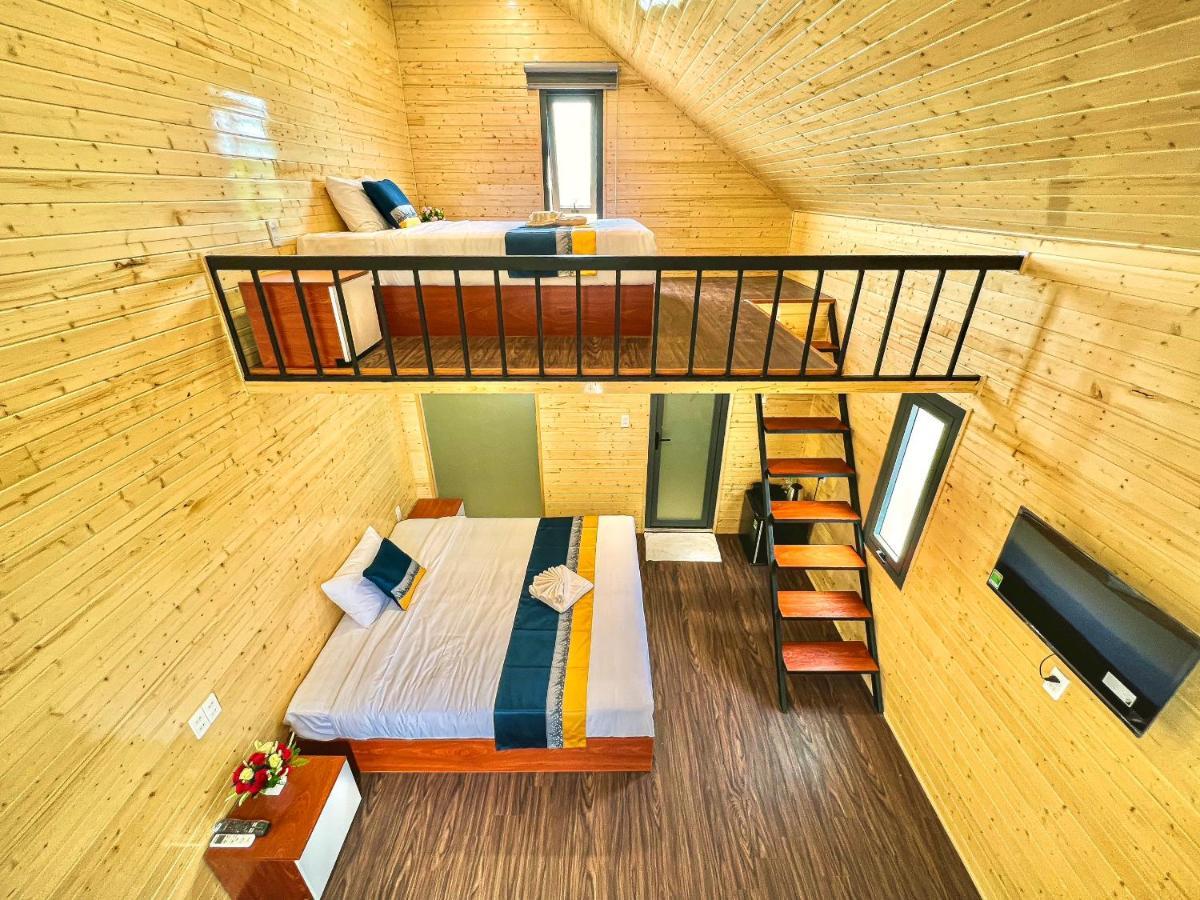 Ozon Hotel Nam Can Bagian luar foto