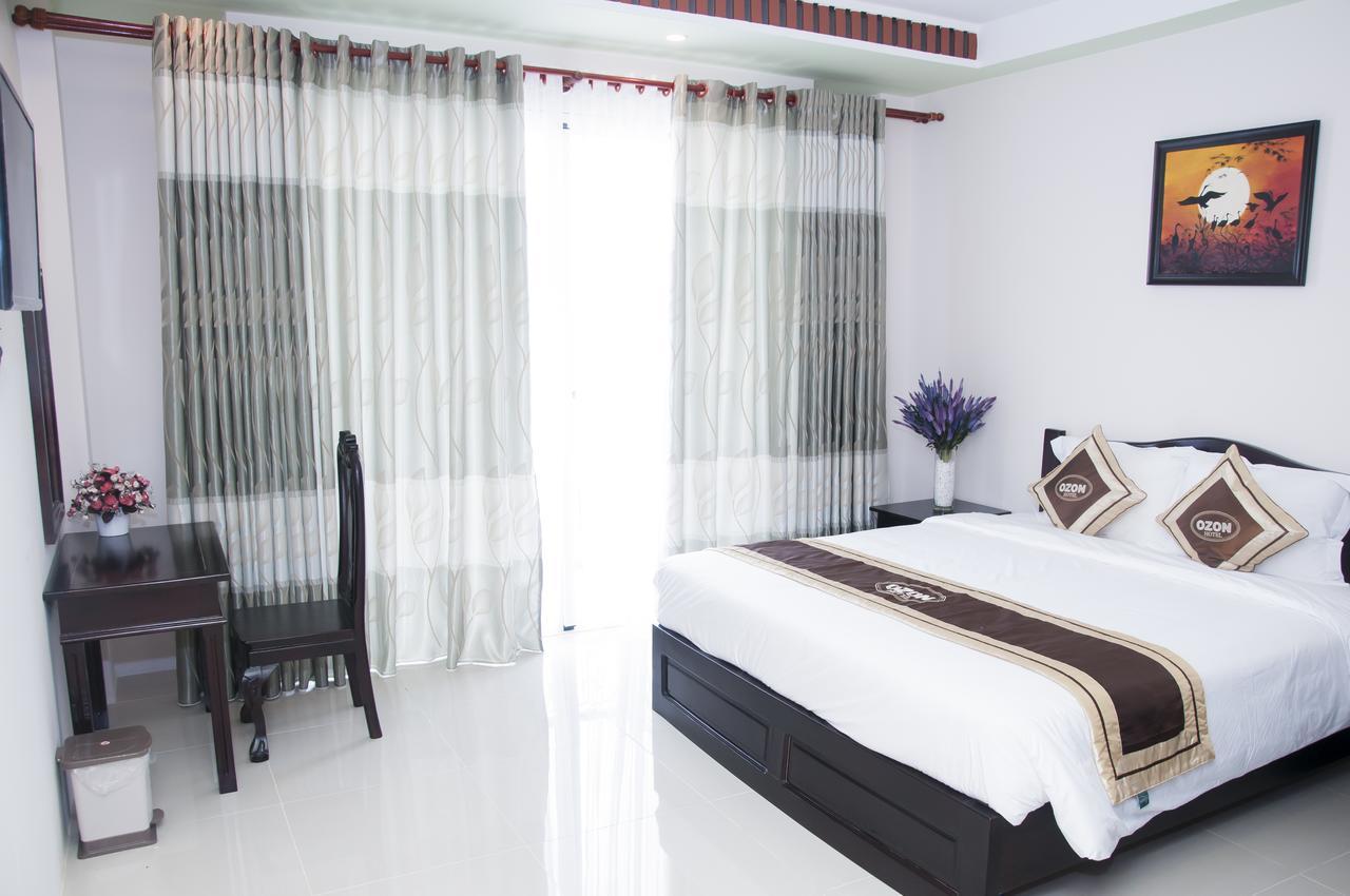 Ozon Hotel Nam Can Bagian luar foto
